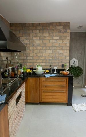 Casa à venda com 124m², 2 quartos e sem vaga Casa à venda com 124m², 2 quartos e sem vagaChurrasqueira