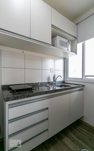 Studio para alugar com 26m², 1 quarto e sem vagaCozinha - Armário