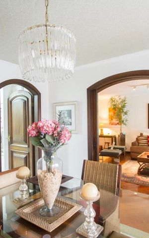 Casa à venda com 300m², 2 quartos e 4 vagasSala de Jantar