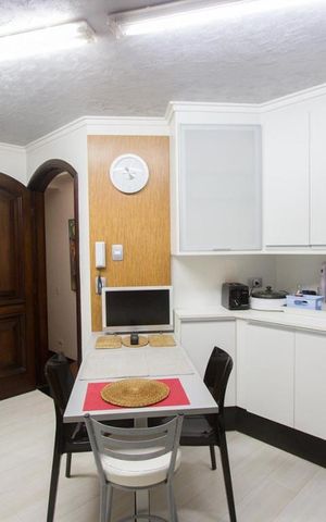 Casa à venda com 300m², 2 quartos e 4 vagasCozinha