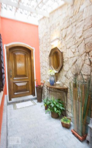 Casa à venda com 300m², 2 quartos e 4 vagasHall