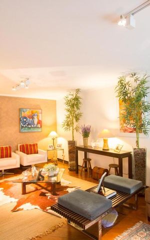 Casa à venda com 300m², 2 quartos e 4 vagasSala de Estar