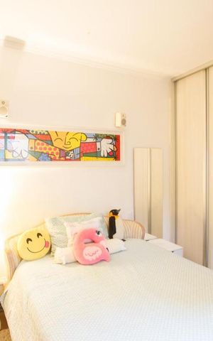 Casa à venda com 300m², 2 quartos e 4 vagasSuíte 2
