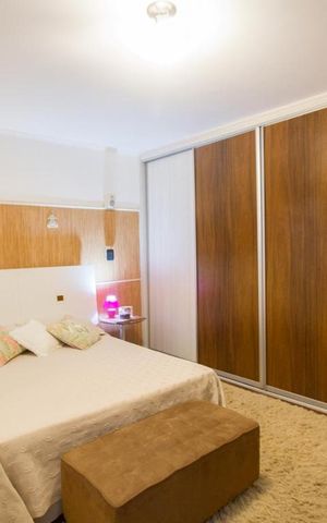 Casa à venda com 300m², 2 quartos e 4 vagasSuíte 1