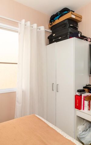 Casa de condomínio à venda com 38m², 1 quarto e 1 vagaQuarto