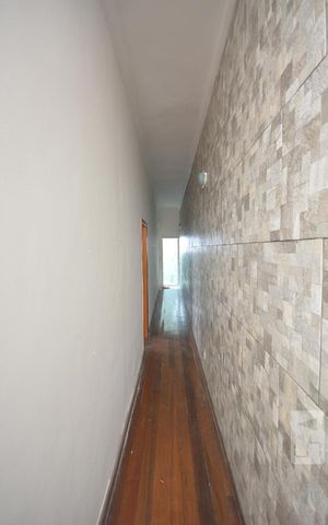 Casa à venda com 320m², 6 quartos e sem vagaCorredor 