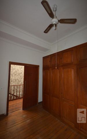 Casa à venda com 320m², 6 quartos e sem vagaQuarto 3 