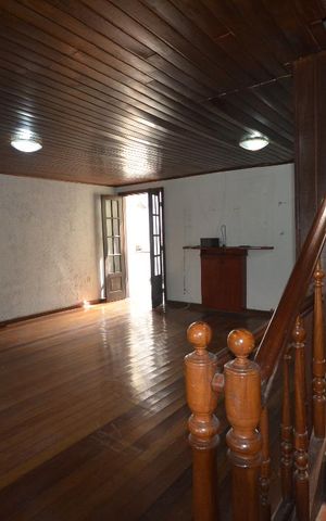 Casa à venda com 320m², 6 quartos e sem vagaSala 1 