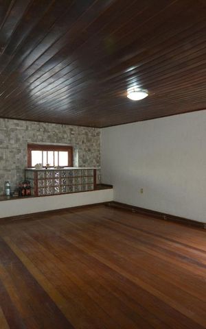 Casa à venda com 320m², 6 quartos e sem vagaSala 1 