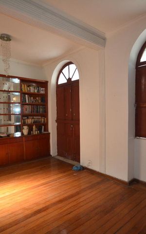 Casa à venda com 320m², 6 quartos e sem vagaQuarto 1 