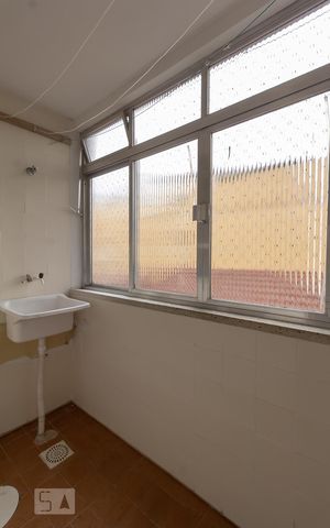 Apartamento à venda com 64m², 2 quartos e sem vagaÁrea de Serviço