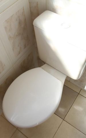 Casa à venda com 190m², 4 quartos e 1 vagaBanheiro de Serviço