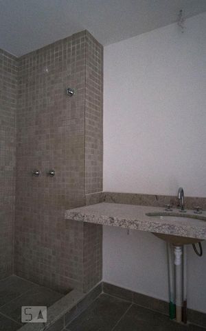 Apartamento à venda com 105m², 3 quartos e 2 vagasBanheiro da Suíte