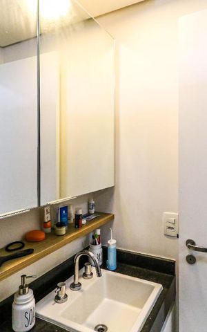 Studio à venda com 29m², 1 quarto e 1 vaga Studio à venda com 29m², 1 quarto e 1 vagaBanheiro