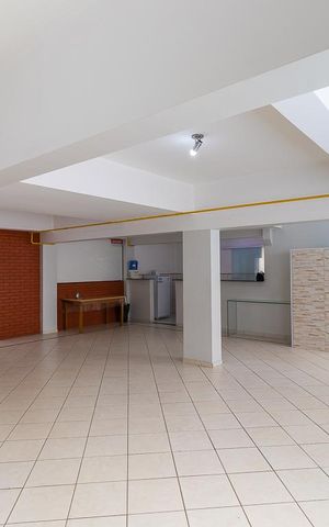 Apartamento à venda com 59m², 3 quartos e 1 vaga Apartamento à venda com 59m², 3 quartos e 1 vagaÁrea comum - Salão de festas