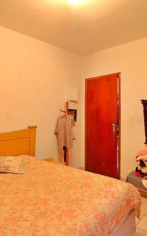 Casa à venda com 83m², 2 quartos e 2 vagasQuarto 1