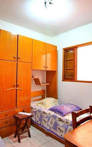 Casa à venda com 83m², 2 quartos e 2 vagasQuarto 2