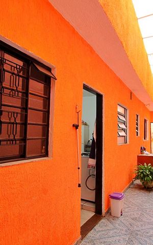 Casa à venda com 83m², 2 quartos e 2 vagasQuintal