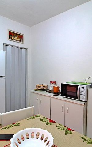 Casa à venda com 83m², 2 quartos e 2 vagasCozinha