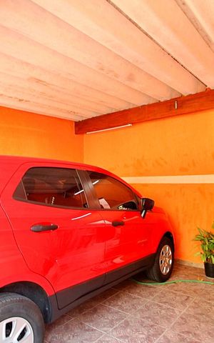 Casa à venda com 83m², 2 quartos e 2 vagasGaragem