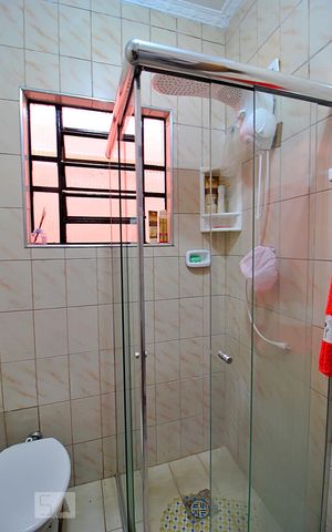 Casa à venda com 83m², 2 quartos e 2 vagasBanheiro