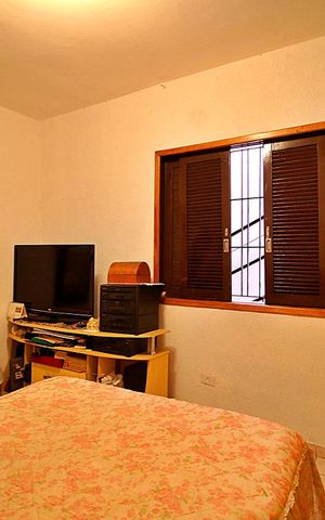 Casa à venda com 83m², 2 quartos e 2 vagasQuarto 1