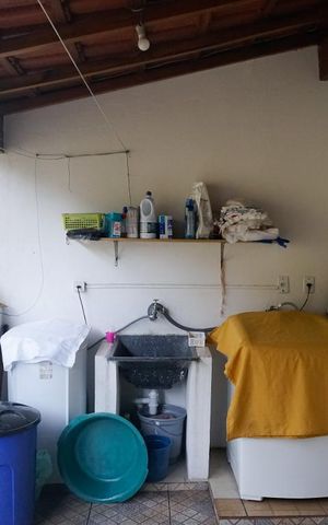 Casa à venda com 200m², 3 quartos e 2 vagasLavanderia