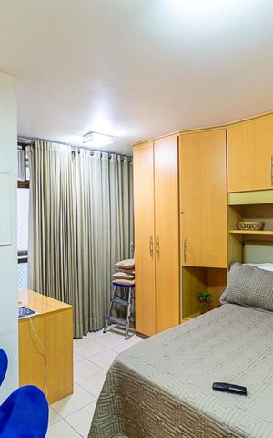Apartamento à venda com 105m², 3 quartos e 2 vagas Apartamento à venda com 105m², 3 quartos e 2 vagasSuite