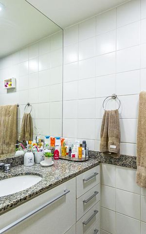Apartamento à venda com 105m², 3 quartos e 2 vagas Apartamento à venda com 105m², 3 quartos e 2 vagasBanheiro Social