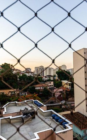 Apartamento à venda com 105m², 3 quartos e 2 vagas Apartamento à venda com 105m², 3 quartos e 2 vagasVista da Sala