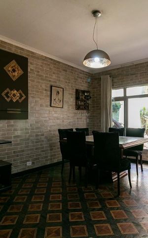 Casa à venda com 350m², 3 quartos e 1 vagaSala