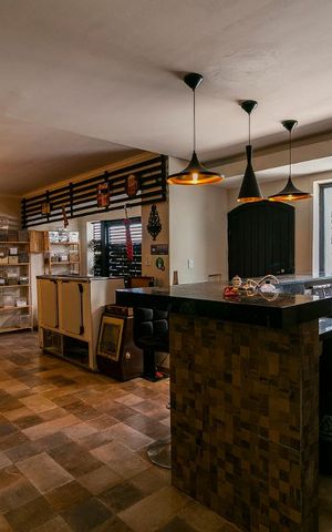 Casa à venda com 350m², 3 quartos e 1 vagaGaragem - Loja