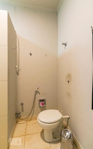 Casa à venda com 350m², 3 quartos e 1 vagaBanheiro da Suíte 1
