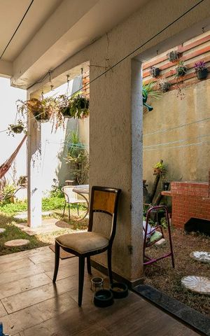 Casa à venda com 350m², 3 quartos e 1 vagaÁrea de Serviço