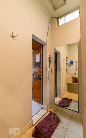Casa à venda com 350m², 3 quartos e 1 vagaBanheiro da Suíte 1