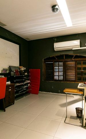 Casa à venda com 350m², 3 quartos e 1 vagaSuíte 3
