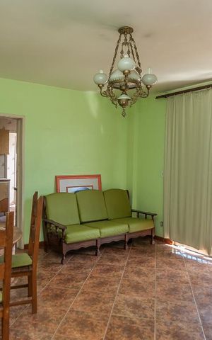 Apartamento à venda com 83m², 3 quartos e 1 vaga Apartamento à venda com 83m², 3 quartos e 1 vagaSala