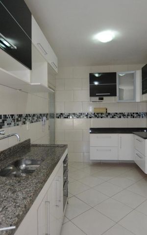 Apartamento para alugar com 84m², 2 quartos e 1 vagaCozinha