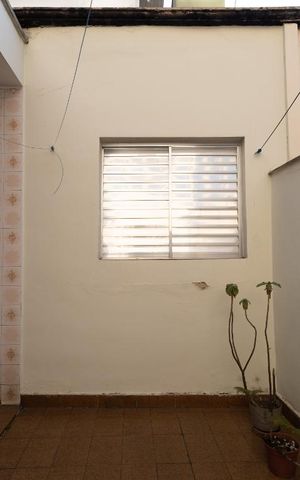 Casa à venda com 107m², 2 quartos e 2 vagas Casa à venda com 107m², 2 quartos e 2 vagasÁrea de serviço