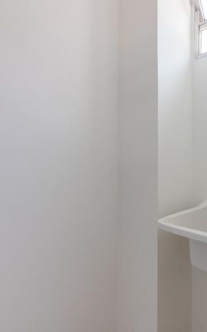 Apartamento à venda com 50m², 2 quartos e sem vaga Apartamento à venda com 50m², 2 quartos e sem vagaArea de Serviço