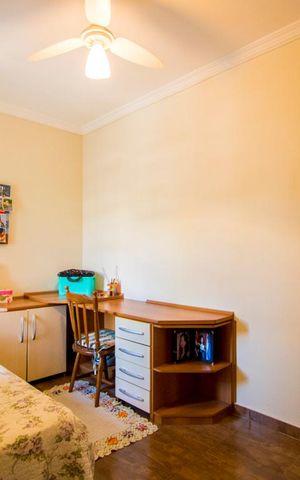 Casa à venda com 145m², 3 quartos e 1 vaga Casa à venda com 145m², 3 quartos e 1 vagaQuarto 2 - Suíte