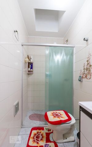 Casa à venda com 112m², 2 quartos e 1 vagaBanheiro