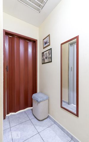Casa à venda com 112m², 2 quartos e 1 vagaCorredor