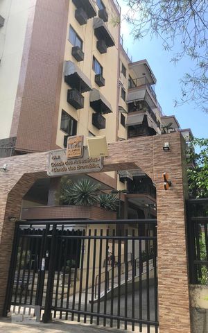 Apartamento à venda com 190m², 3 quartos e 2 vagas Apartamento à venda com 190m², 3 quartos e 2 vagasFachada do Condomínio
