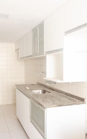 Apartamento à venda com 190m², 3 quartos e 2 vagas Apartamento à venda com 190m², 3 quartos e 2 vagasCozinha