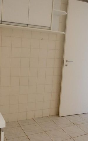 Apartamento à venda com 190m², 3 quartos e 2 vagas Apartamento à venda com 190m², 3 quartos e 2 vagasCozinha