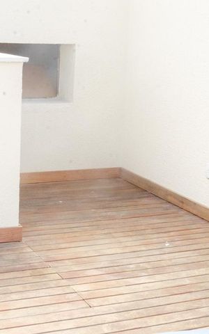 Apartamento à venda com 190m², 3 quartos e 2 vagas Apartamento à venda com 190m², 3 quartos e 2 vagasCobertura - Piscina