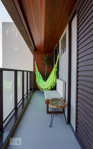 Apartamento para alugar com 82m², 2 quartos e 1 vaga Apartamento para alugar com 82m², 2 quartos e 1 vagaVaranda