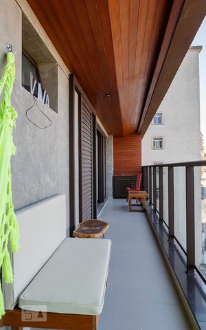 Apartamento para alugar com 82m², 2 quartos e 1 vaga Apartamento para alugar com 82m², 2 quartos e 1 vagaVaranda