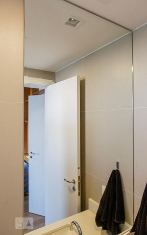 Apartamento para alugar com 82m², 2 quartos e 1 vaga Apartamento para alugar com 82m², 2 quartos e 1 vagaEspelho